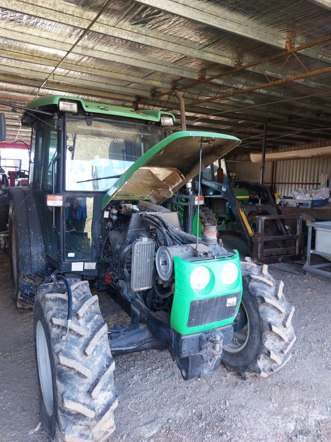 Tractor air conditioning service